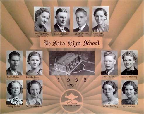 De Soto Graduates of 1938