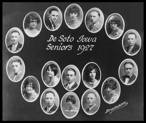 ADM Alumni De Soto Graduates 1927